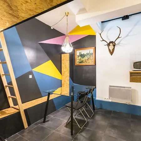 アパート Pretty 25 M2 In A Lively District *